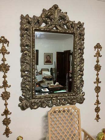 Espelho aro trabalhado cor prata