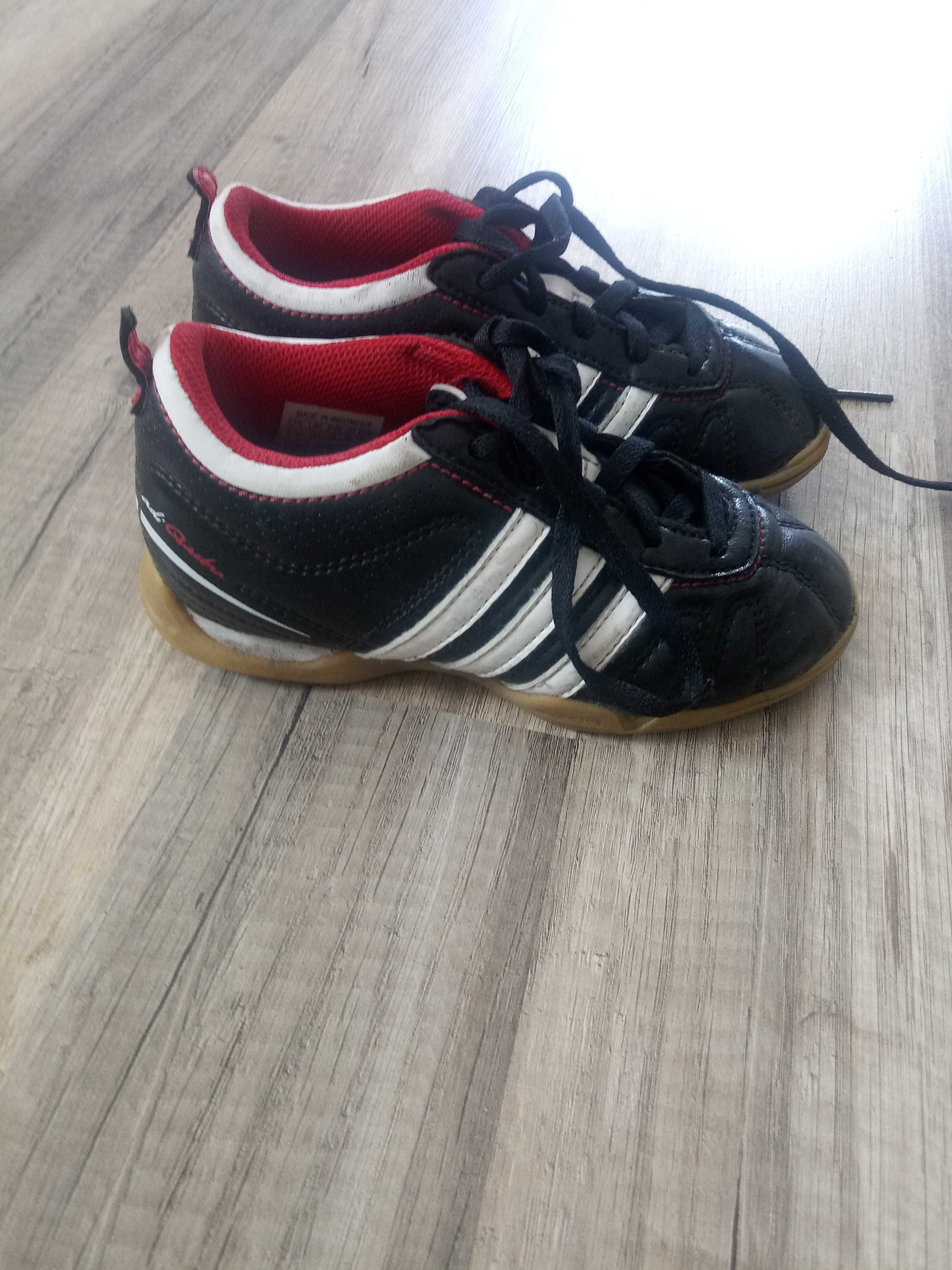 Halówki/adidasy firmy Adidas rozmiar 28