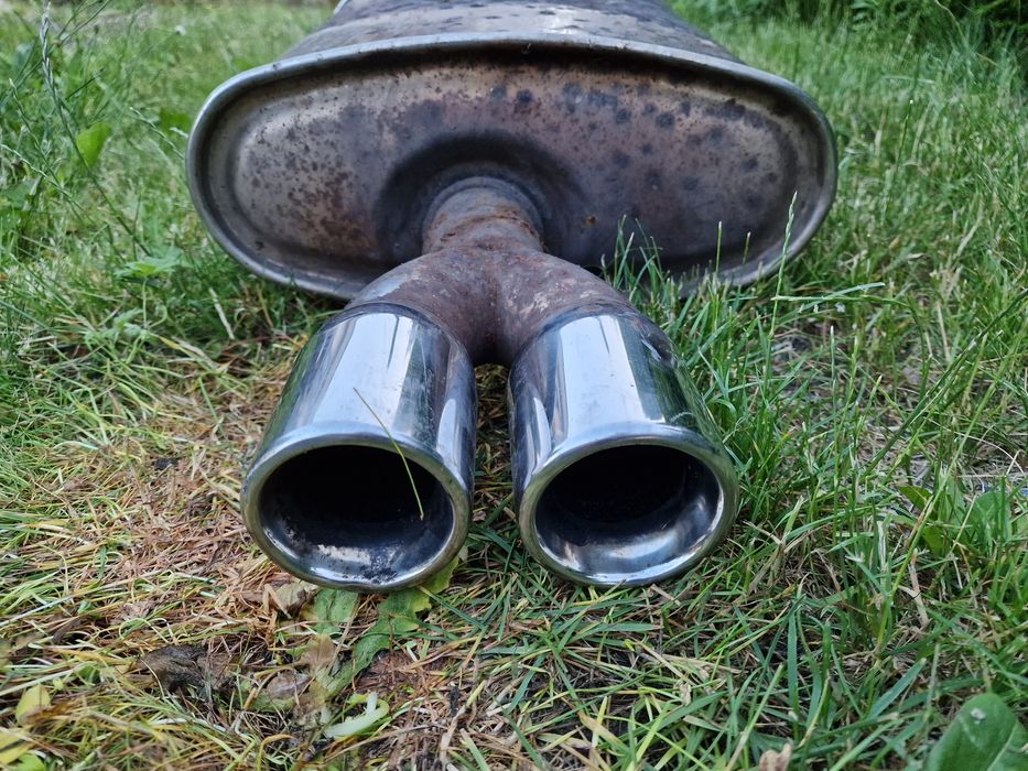 Tłumik bmw e39 używany