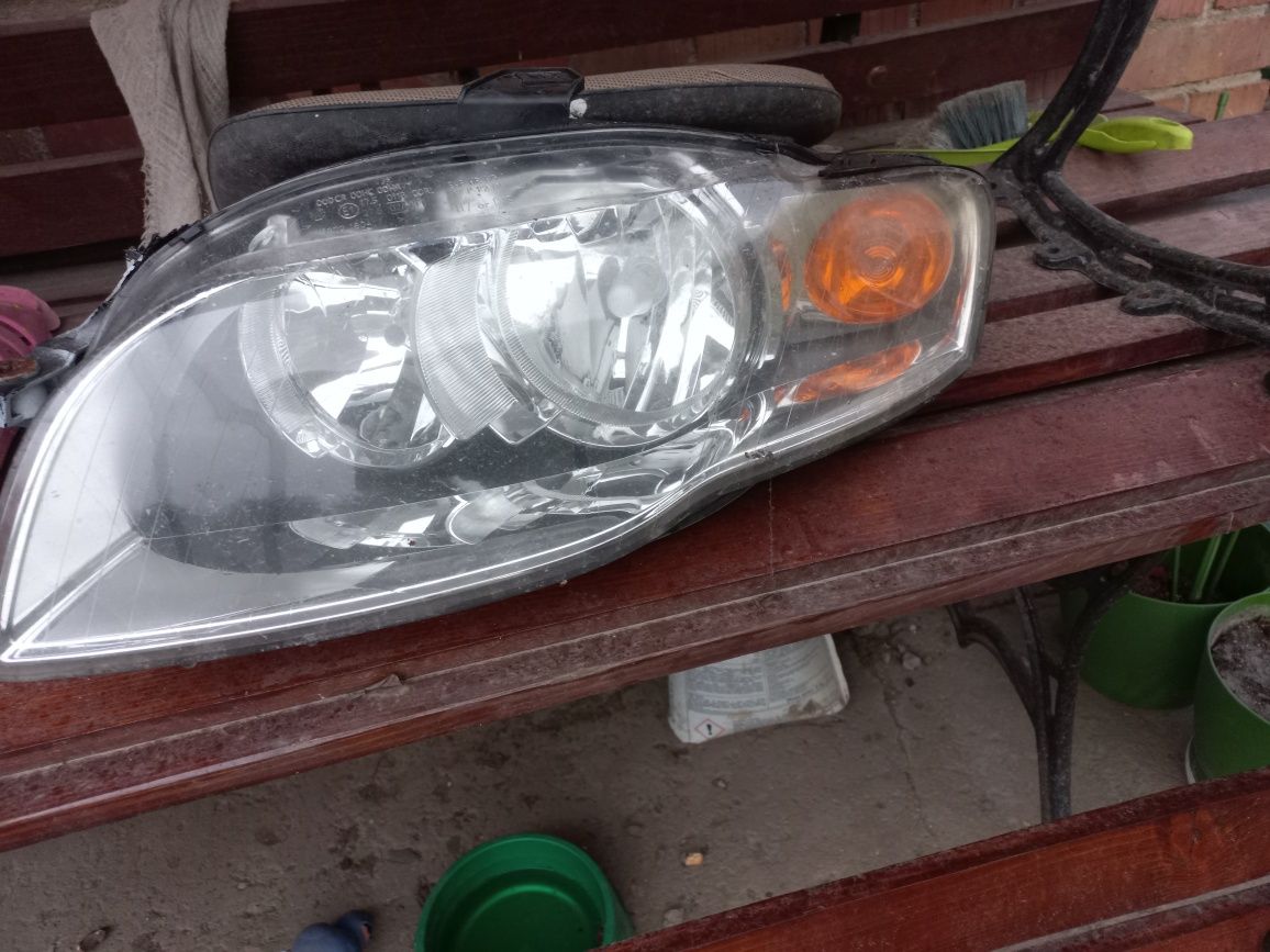 Reflektor, lampa audi a4b7