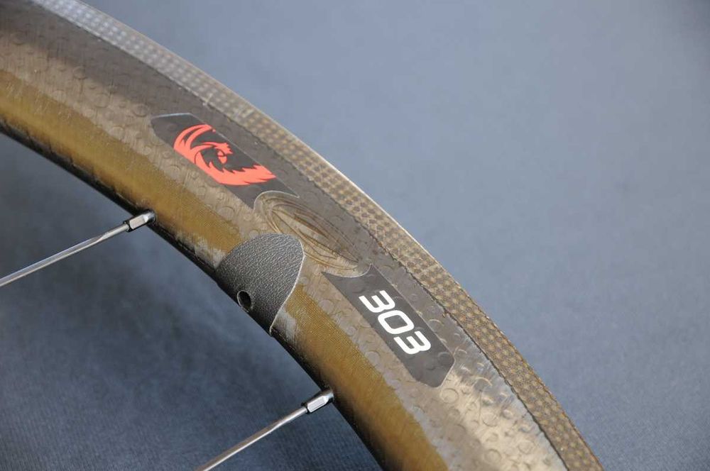 koła szosowe ZIPP 303 i ZIPP 202 CARBON, 700C, komplet, stan SUPER !!!