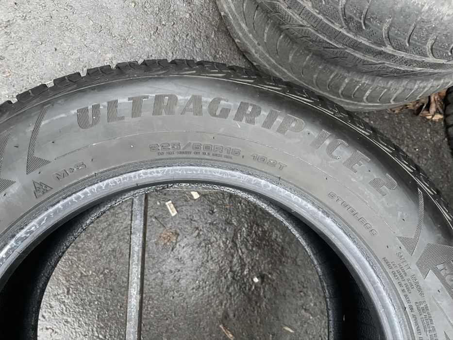 Шини 225/60/16 GoodYear Ultragrip ICE 2 зима 2шт 7,7мм