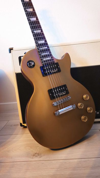 Gibson Les Paul Tribute 70s 2012r - dirty fingers