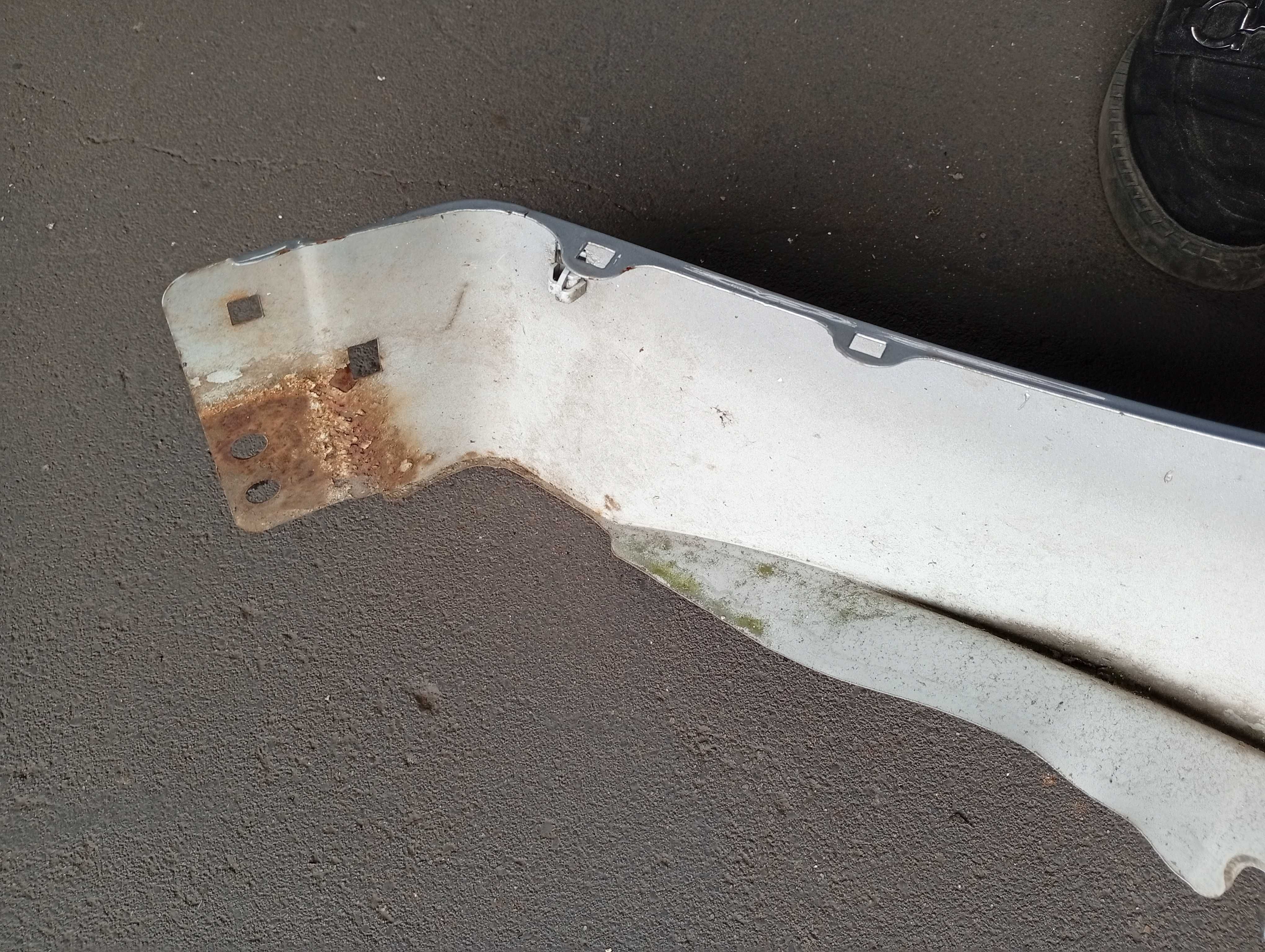 Błotnik prawy KIA Cerato I Nr 41