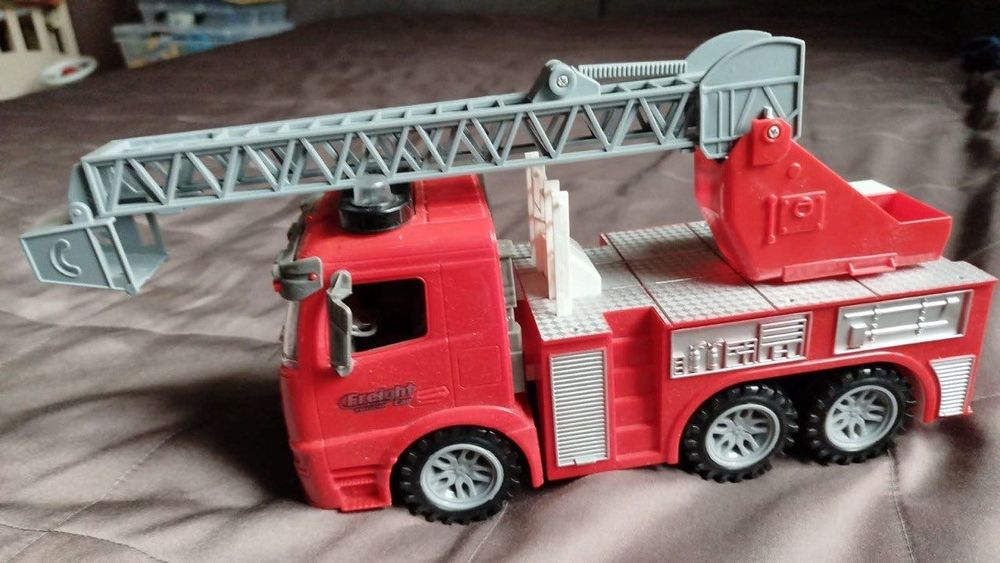 Дитячі машинки робітничі