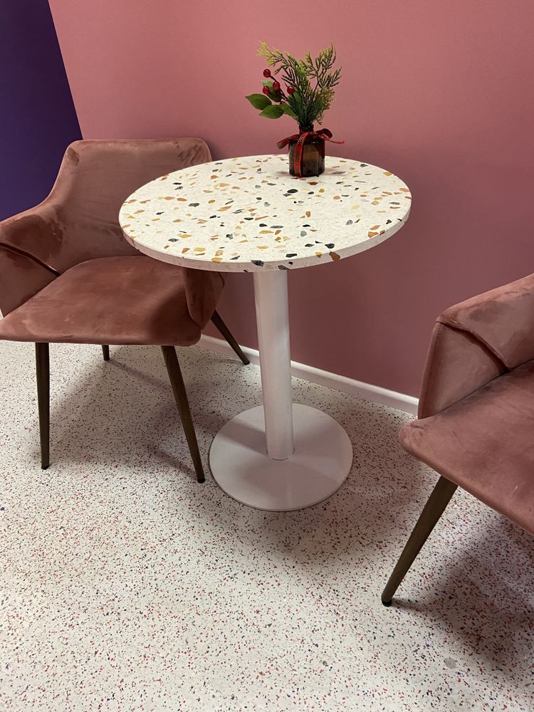 2 krzesła tapicerowane welurowe różowe