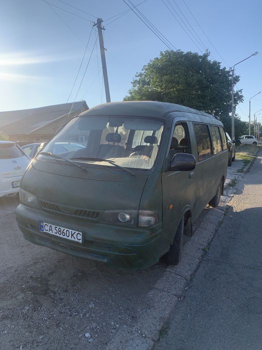 Kia Pregio дизельний мікроавтобус