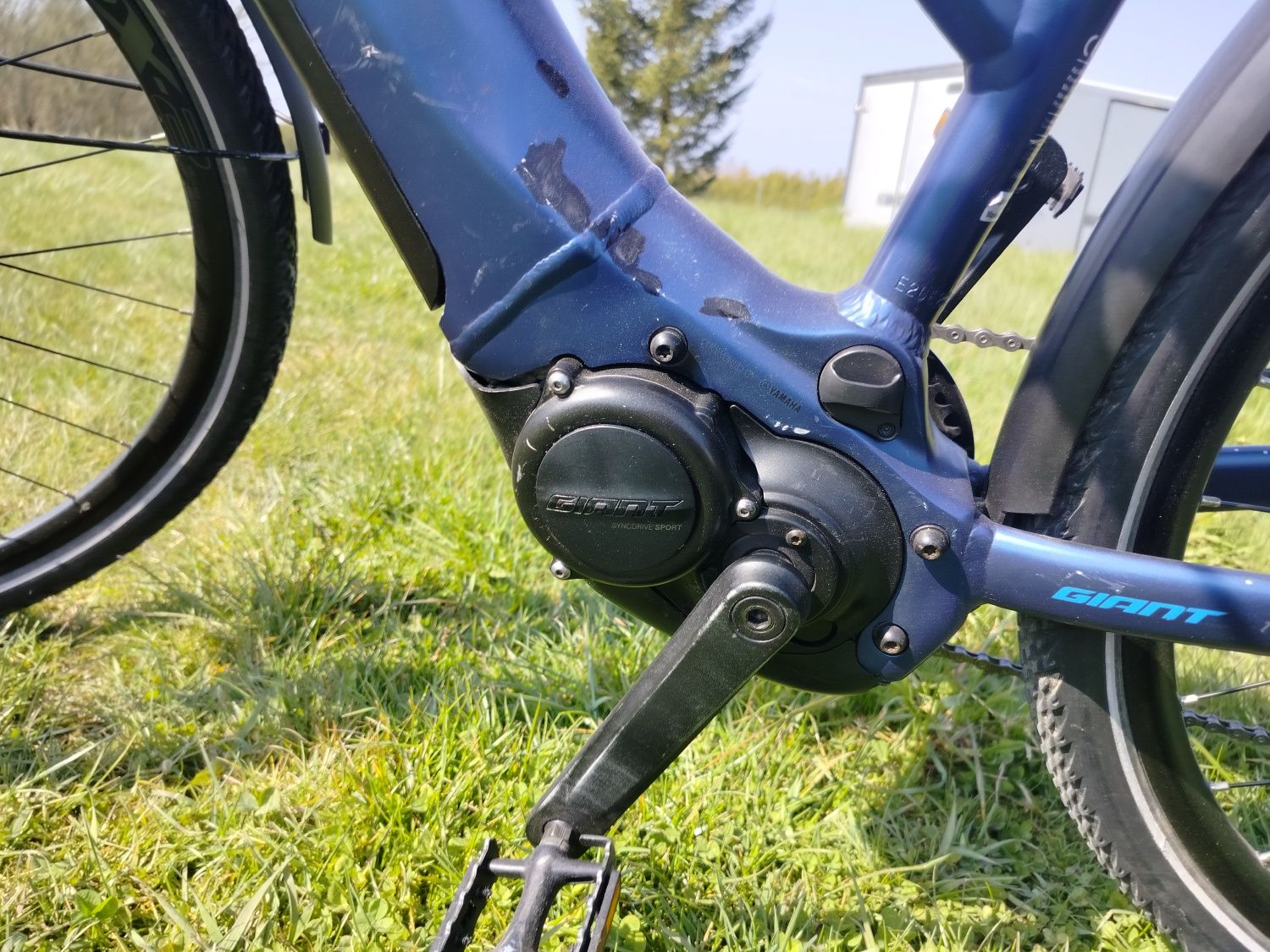 Rower elektryczny giant
