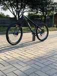Dartmoor hornet L 2018 zee dt swiss fox sram