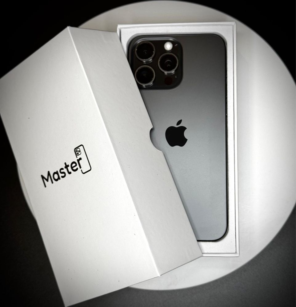 Apple Iphone 15 PRO MAX 256gb Black jak nowy 100% bat 6msc gwarancji