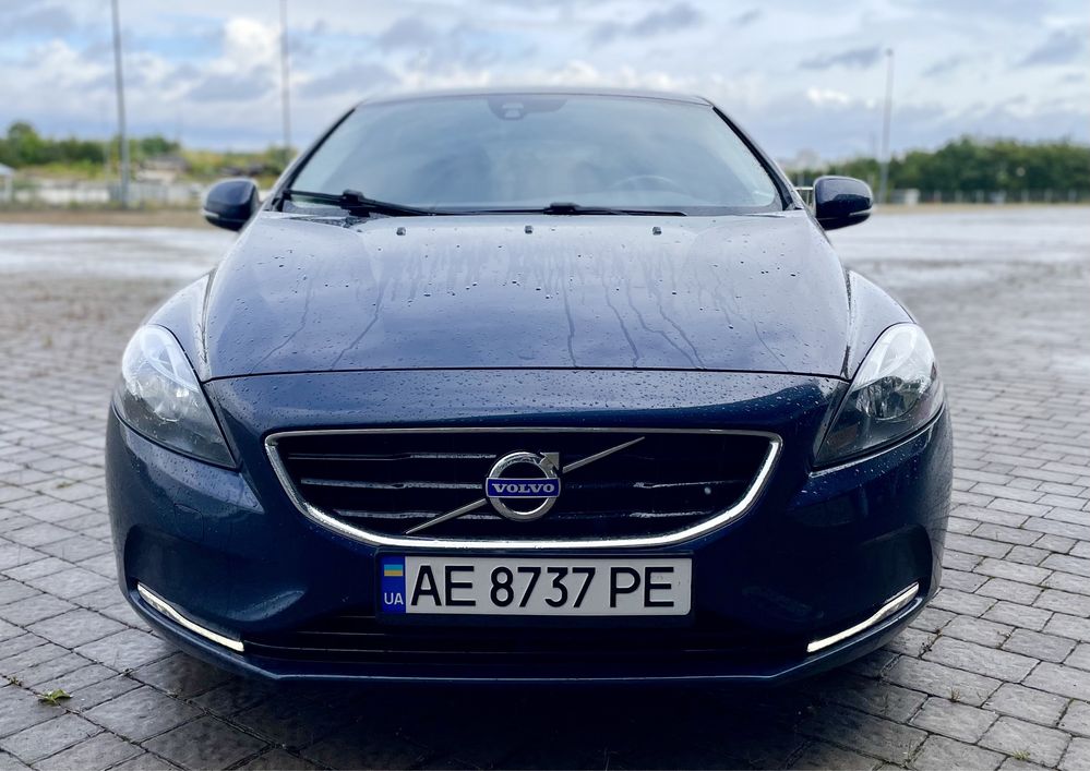 Volvo v40 1,6 diesel