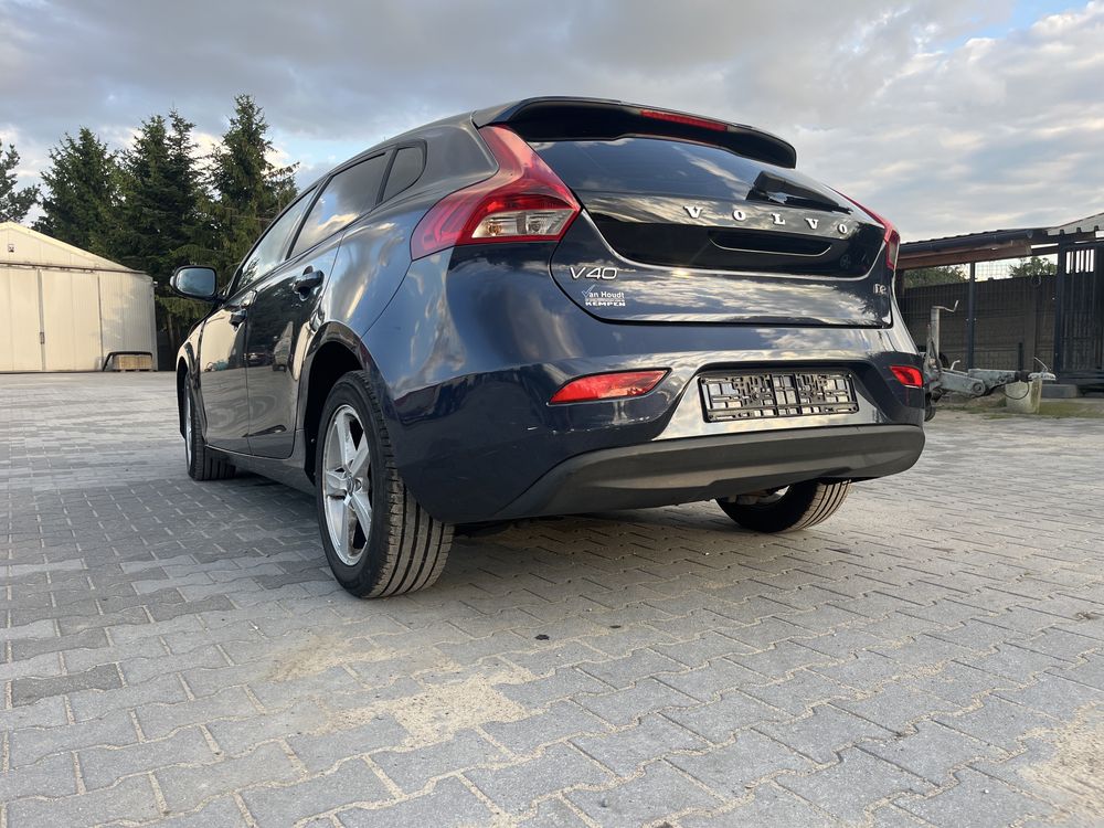 Volvo V40 uszkodzone