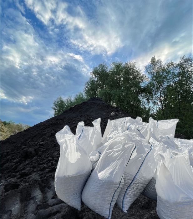 Чернозем в мішках доставка по Харкову та області