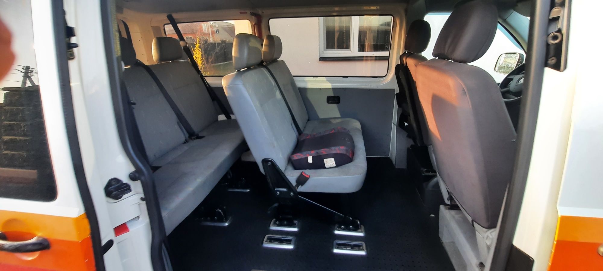 продам Volkswagen Transporter T5 оригінальний пасажир