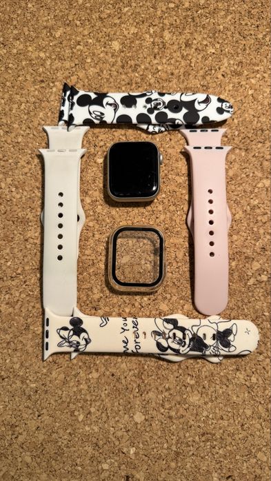 Apple Watch SE (GPS + Cellular)