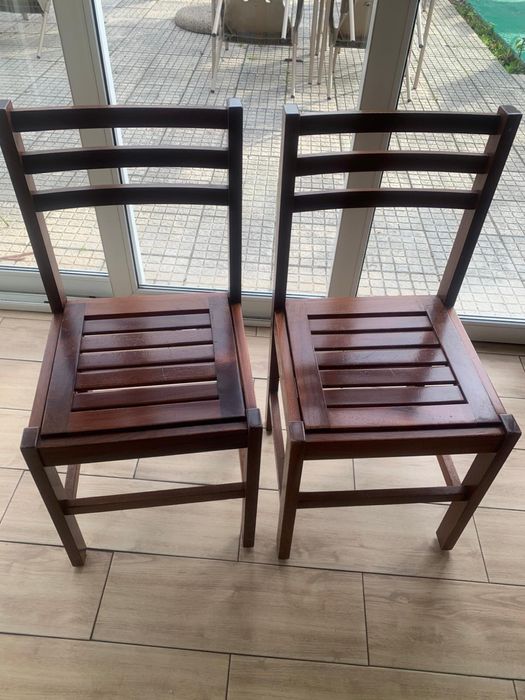 Cadeiras para restauranção