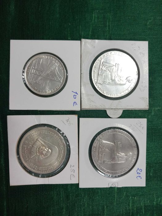 3 Moedas de 20 escudos - prata