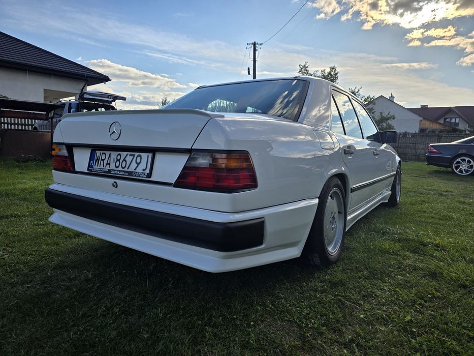 Mercedes w124 pakiet AMG niski przebieg 179tyś