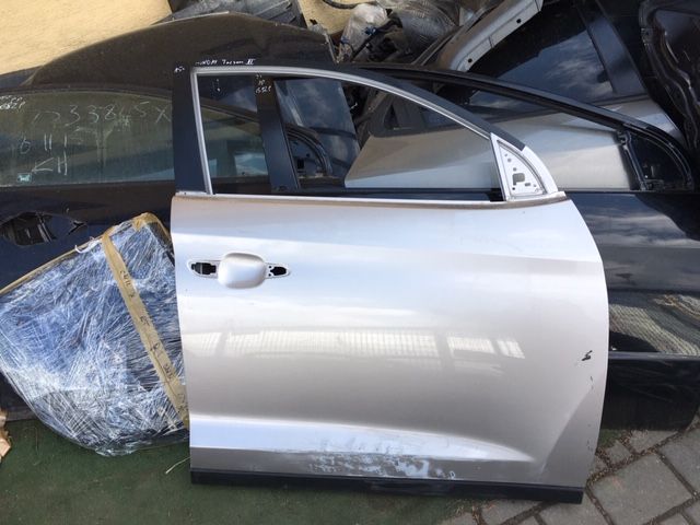 Hyundai Tuscon II 2015-Drzwi Prawy Przód