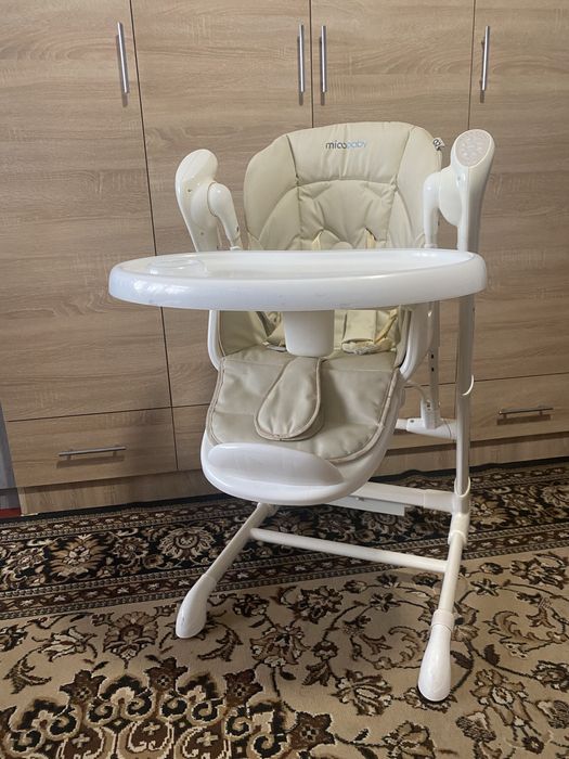 Стільчик для годування від 0-2 років
