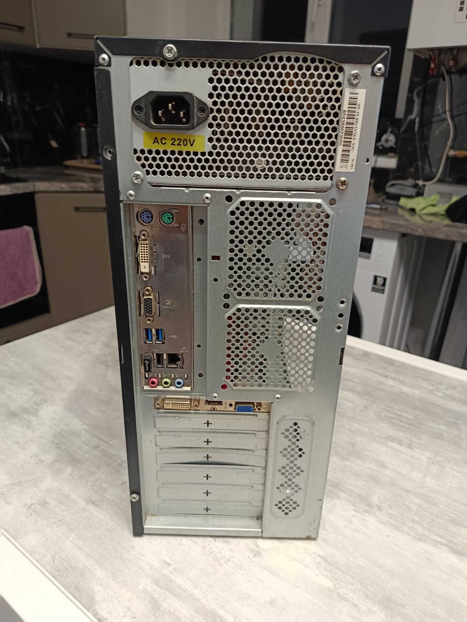 ПК системний блок DDR3 AMD + монітор та клавіатура