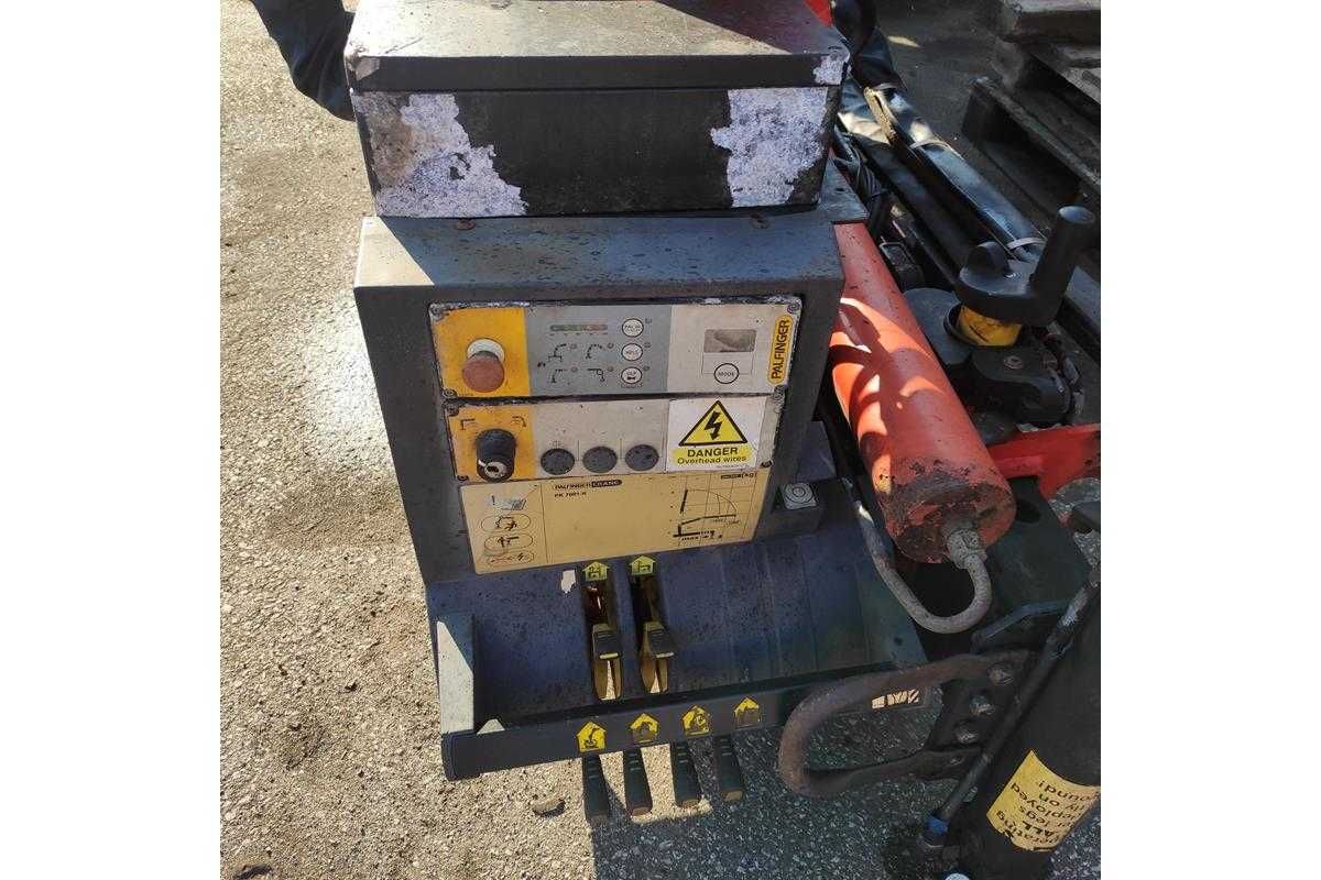 hds manipulator palfinger 7001 rok 2013 hiab fassi hmf atlas