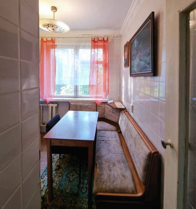 2х к.из.кв. в 5-ти минутах от входа в метро 23 Августа. Старт-30000$