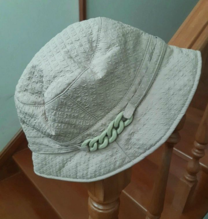 Chapéu marca Max Moda