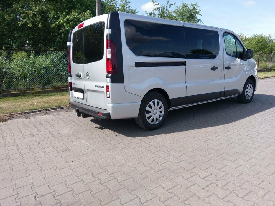 Przewóz osób transfery LOTNISKO transport  koncerty plany zdjęciowe