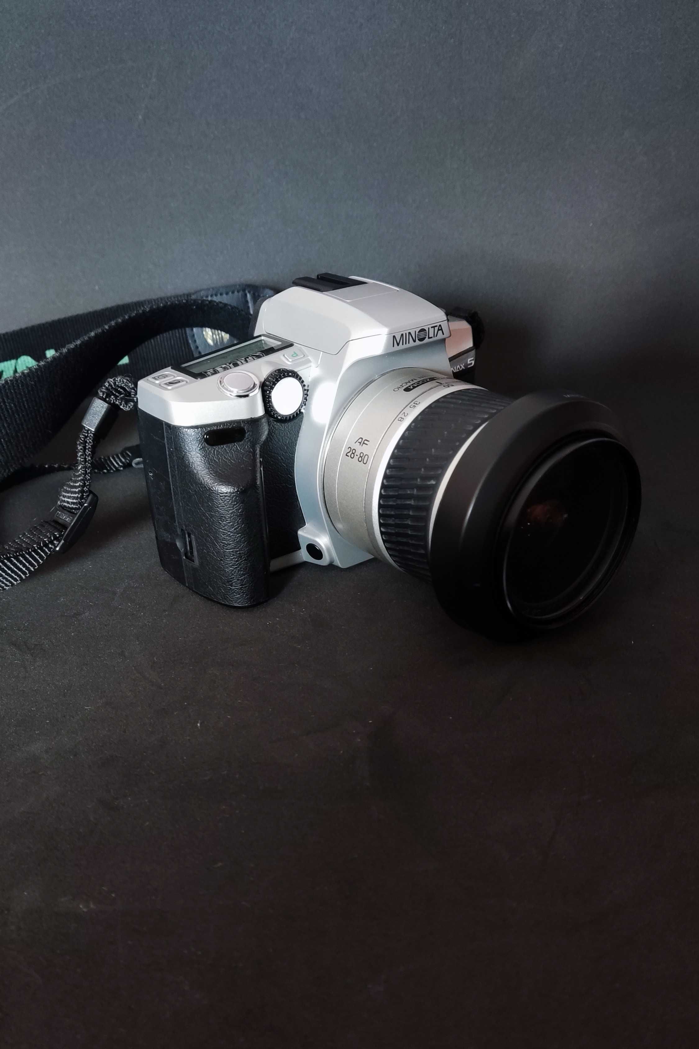 Máquina Analógica Minolta Dynax 5 (com defeito) + 28-80