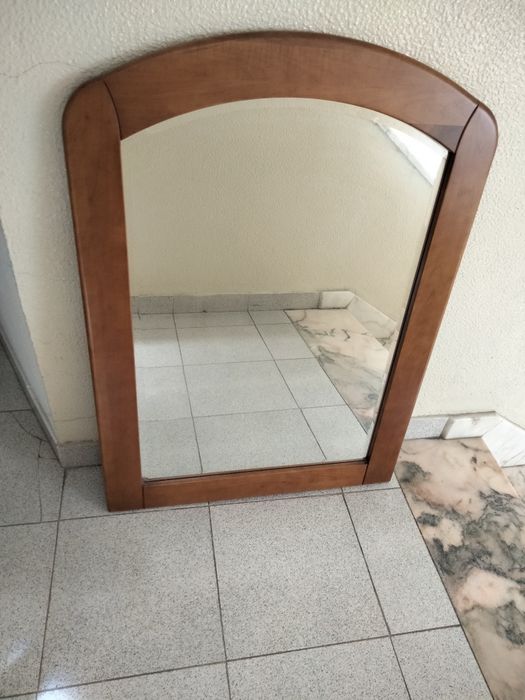 Espelho em cerejeira