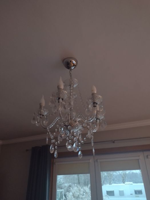 Żyrandol typu Glamour