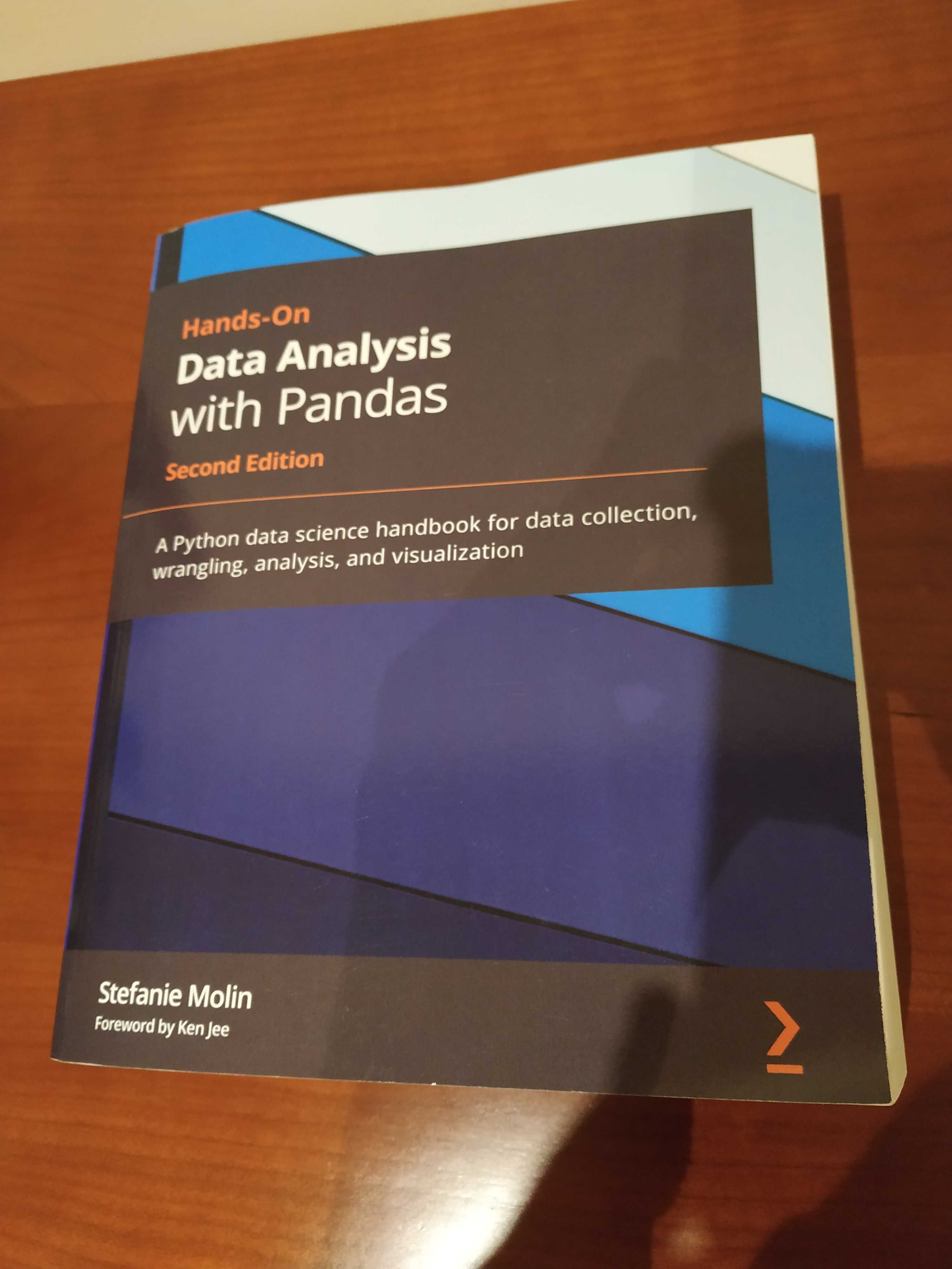 Livro "Hands-On Data Analysis with Pandas - Second Edition"