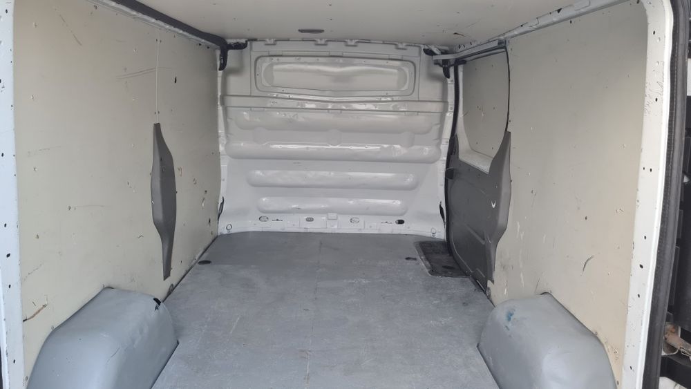 Opel Vivaro 2.0CDTI Long