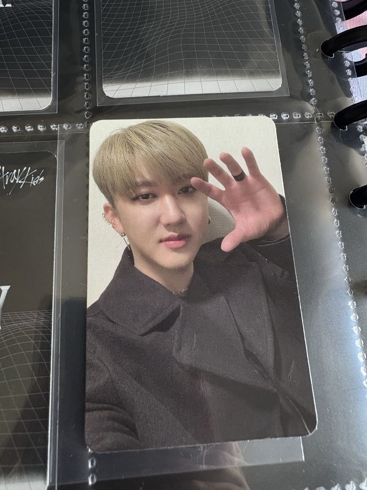 Changbin straykids photocard