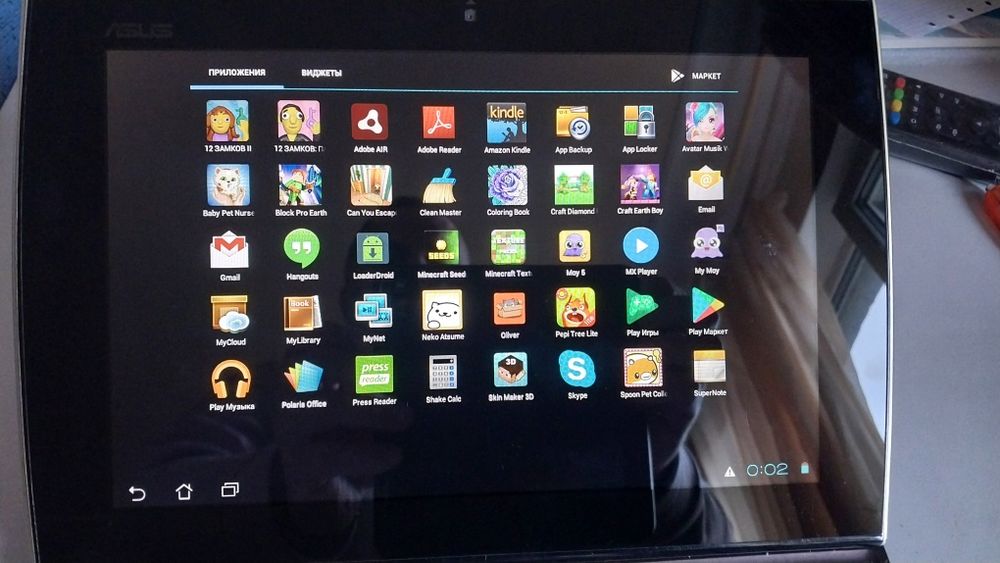 Продам планшет  слайдер Asus Eee Pad Slider.
