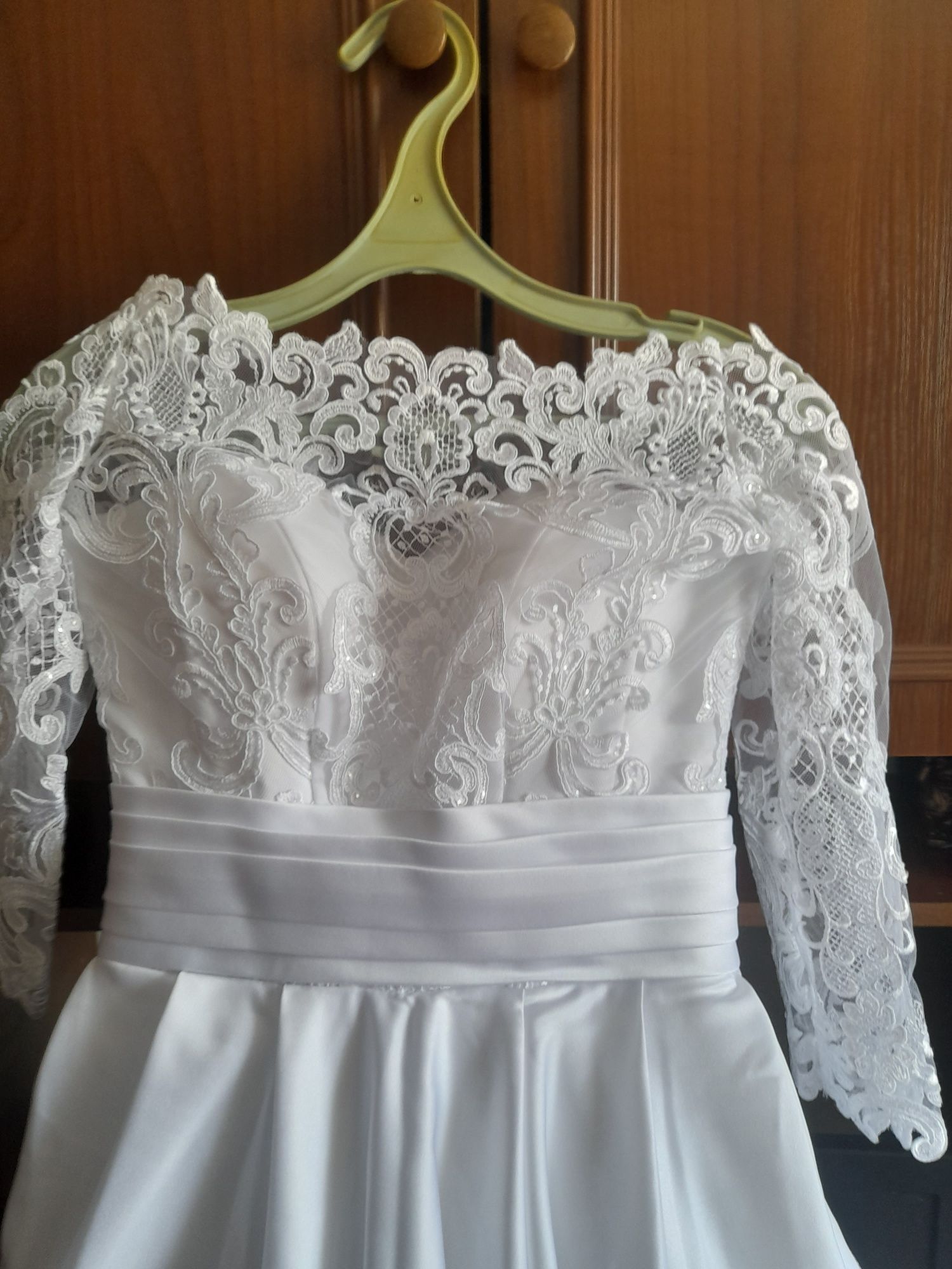 Весільнна сукня нова