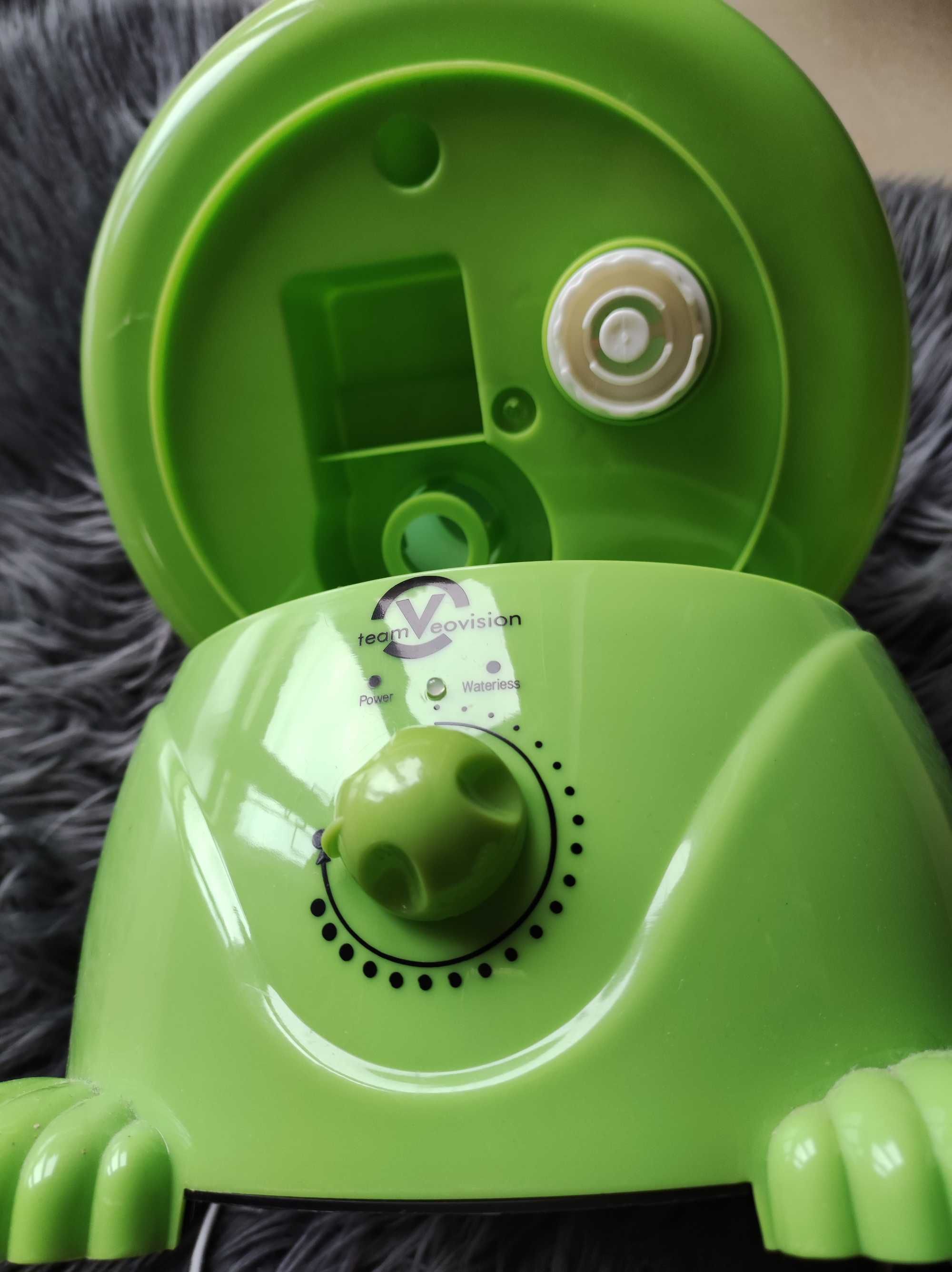 Ultradźwiękowy nawilżacz powietrza do pokoju dziecięcego.