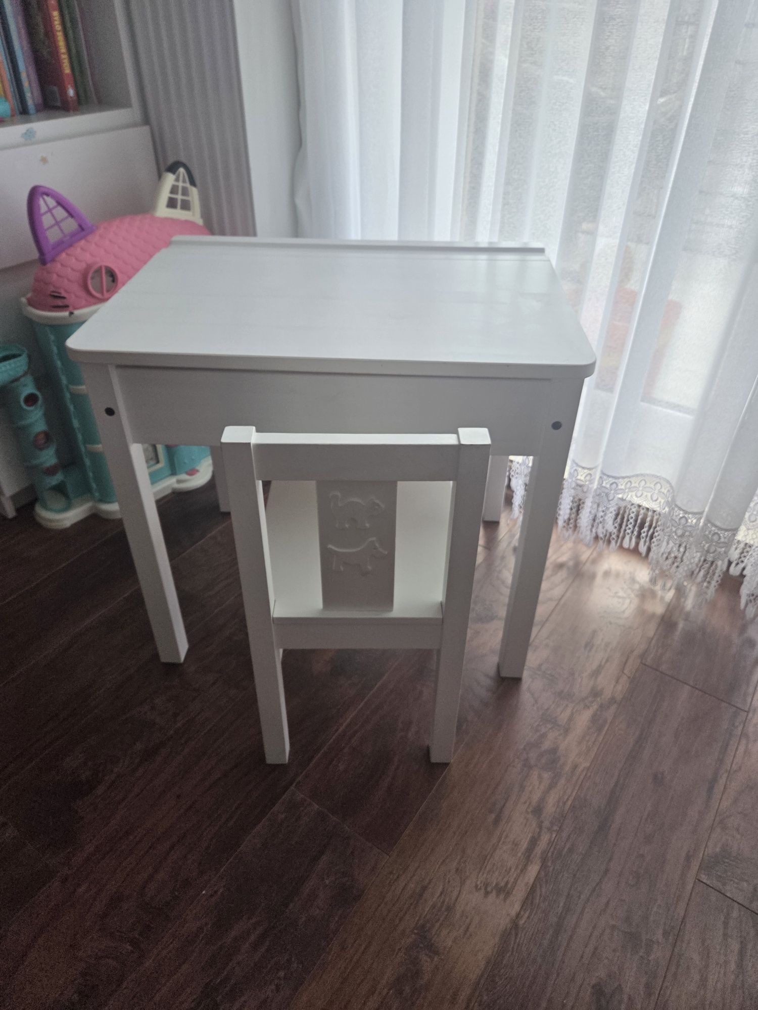 Stolik z krzesełkiem IKEA