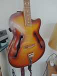 Guitarra de coleção "defil" anos 50