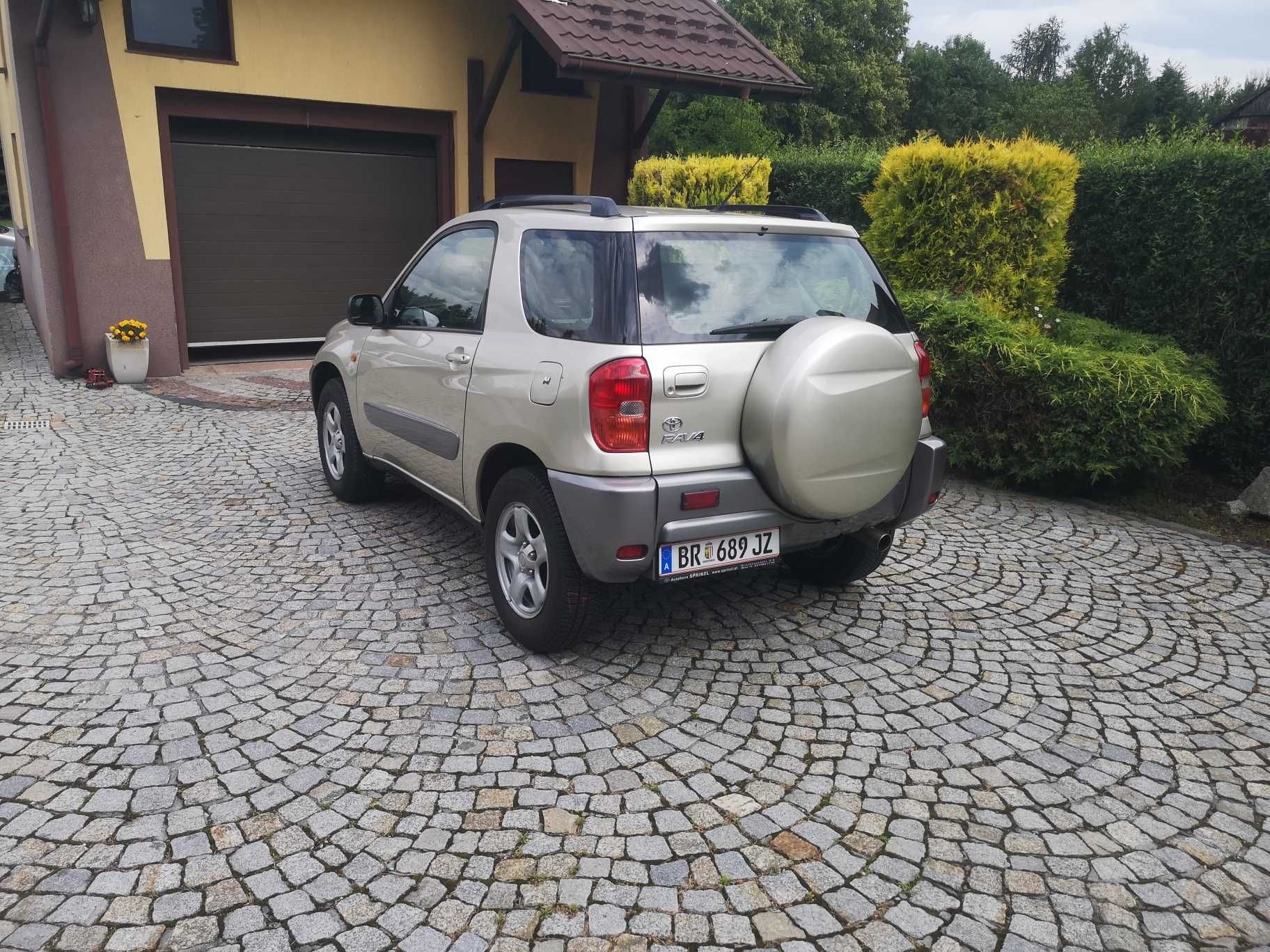 RAV 4  4X4    BEZ KOROZJI  2.0 150ps SERWIS