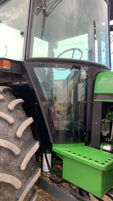 John Deere 3050 rok produkcji 1992 moc 100 KM