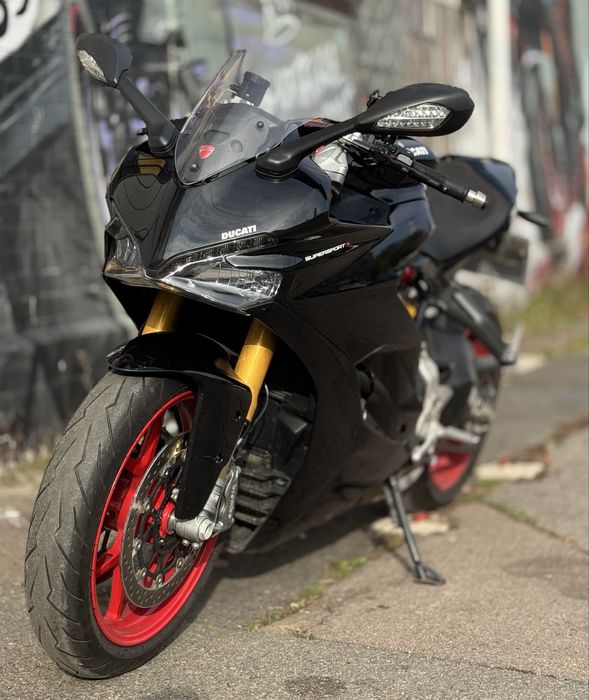 Ducati SuperSport S 2017 рік
