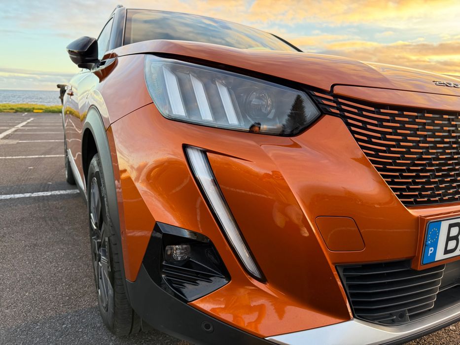 Peugeot e2008 GT - 100% elétrico