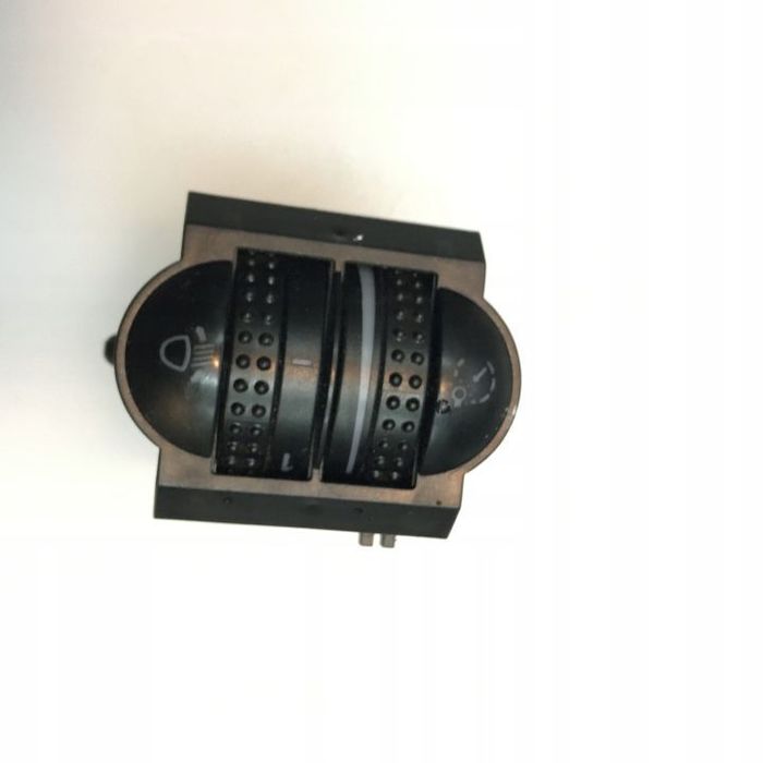 PRZEŁĄCZNIK ŚWIATEŁ VW PASSAT B5 FL 3B0941333C