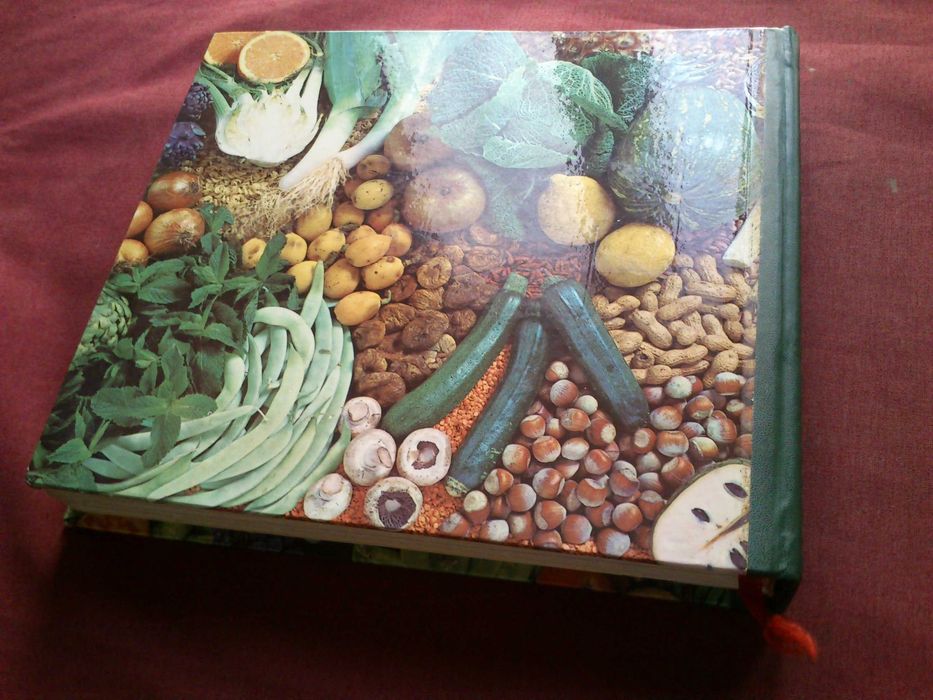 Maria De Lurdes Modesto-Doze Meses De Cozinha-1975