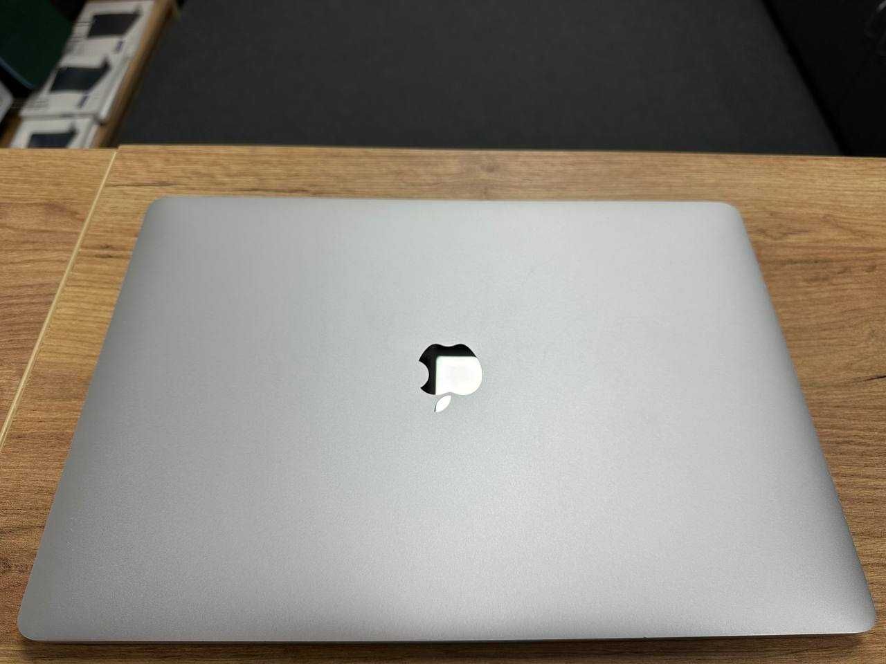 I7|16|512 Гарантія MacBook Pro 15 2019(ні 2018) Ідеальний стан Макбук