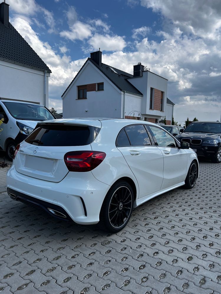 Mercedes-Benz Klasa A MERCEDES A200d 4matic amg-line