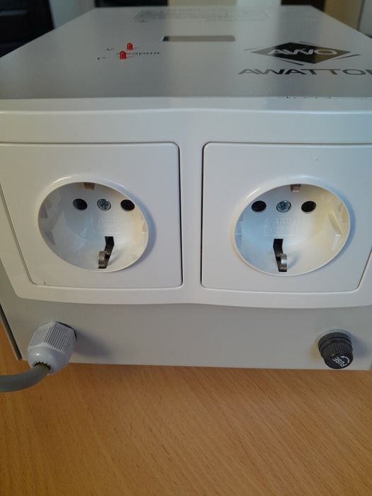 Стабилизатор напряжения СИМИСТОРНЫЙ Awattom СНОПТ 1,0