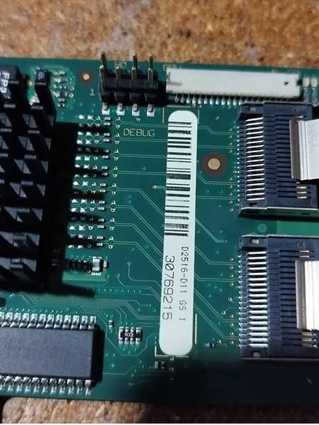 2x Disco Seagate SAS 146 GB + Placa Controladora
